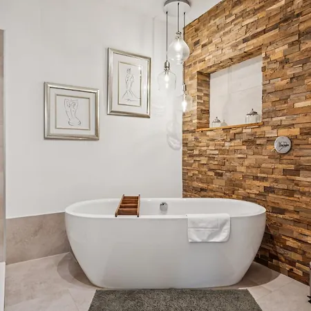 Mel&bens Altstadt Mit Parkoption Apartment
